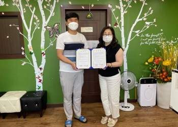 22년 속초시노인복지관 강원미술심리치료센터와 MOU 체결 이미지