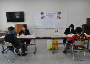 강원동부노인보호전문기관 연계 무료이동상담 실시 이미지