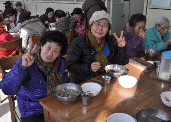 속초시노인복지관 &#034; 동지맞이 팥죽나눔 행사 &#034; 이미지