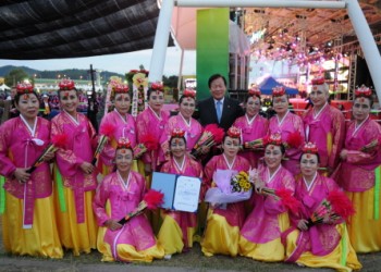 2010 천안 흥타령축제_속초실버예술단 한국무용팀 실버부 동상입상 이미지