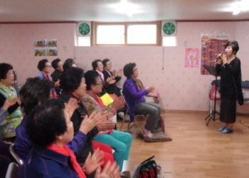 경로당활성화사업 4월24일(목) 프로그램 활동 이미지