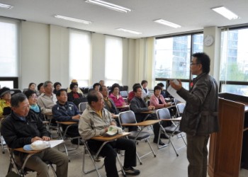 속초문화원 어르신문화학교 연계 '모두多 내손주' 1회차 실시 이미지