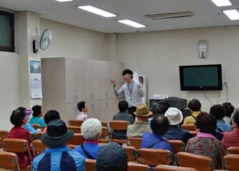 2018년 노인사회활동지원사업 참여자 5월 간담회 이미지